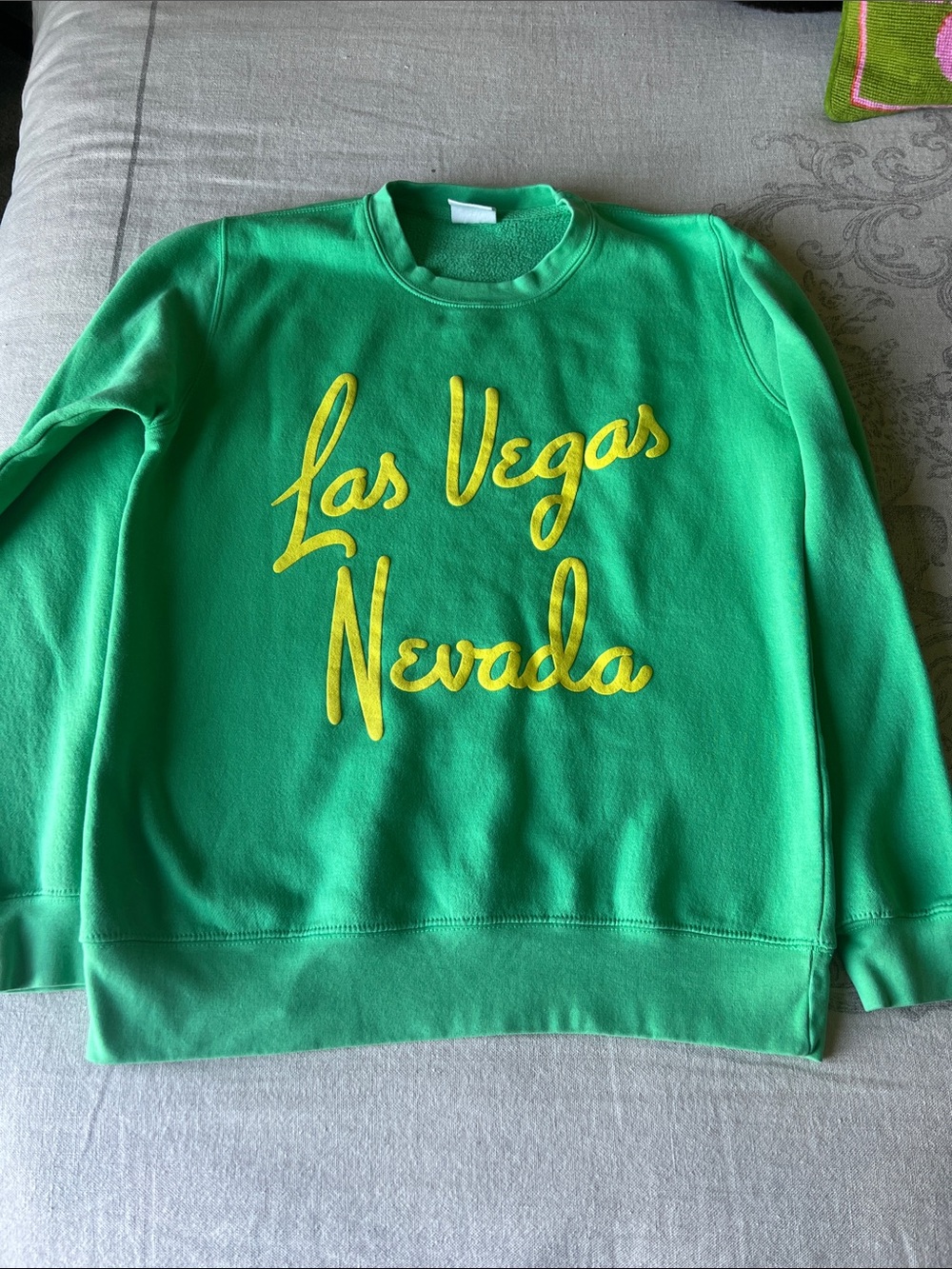 Green 'Las Vegas Nevada' Crewneck Sweatshirt - Women's M